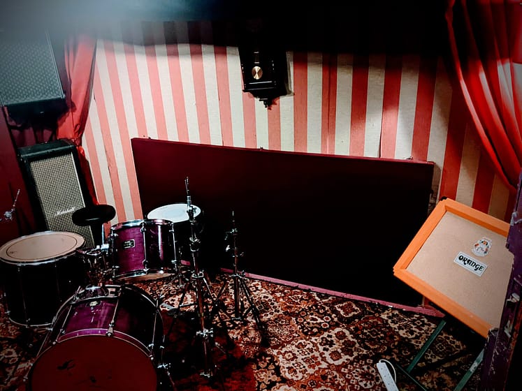 RNRC -Leeds- Music Studio - Bunker (1)
